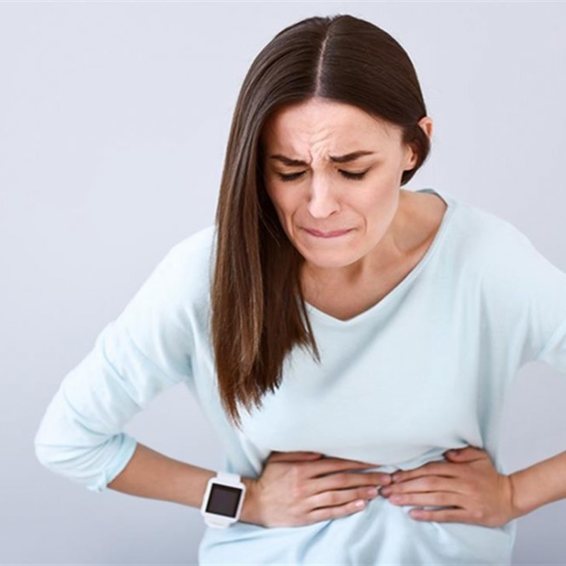 أسباب آلام المبيضين عند النساء