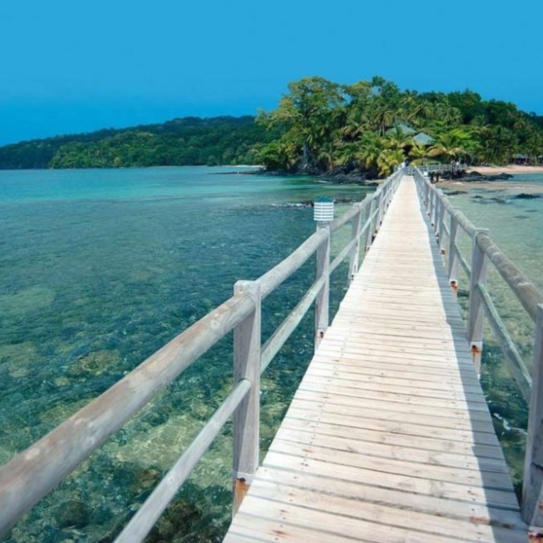 من جزيرة بوم بوم