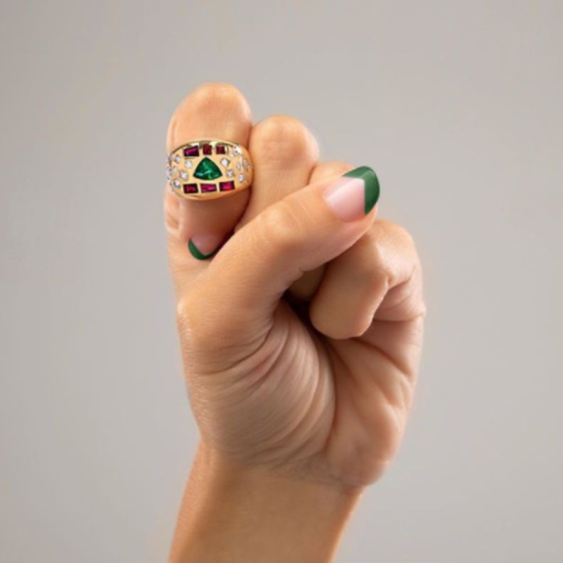  خاتم علم لبنان من دونا حوراني