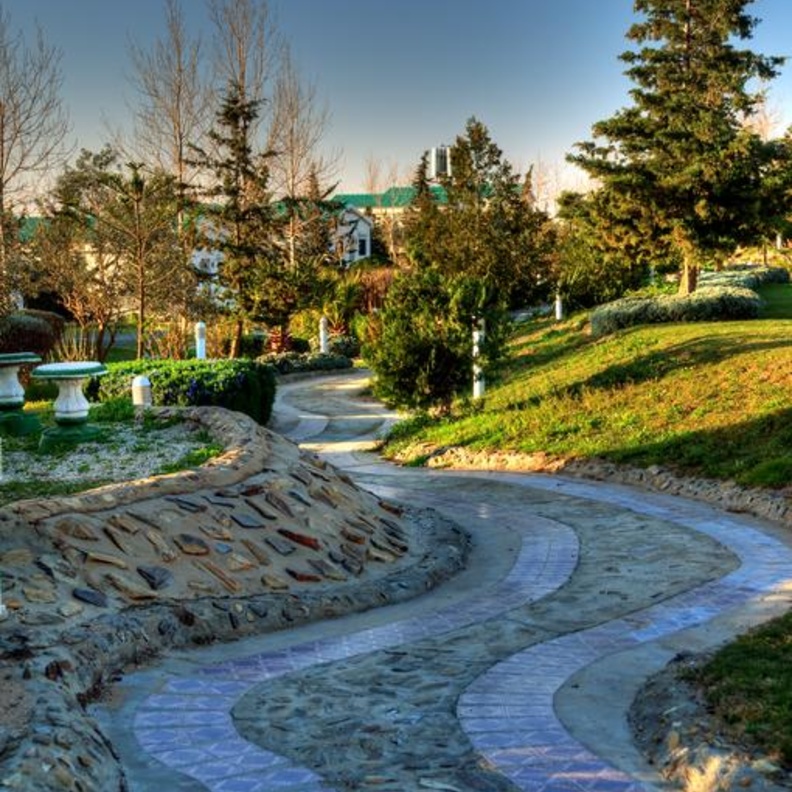 في صيف تنفس استكشفوا هذه المنتزهات الطبيعية الخلابة