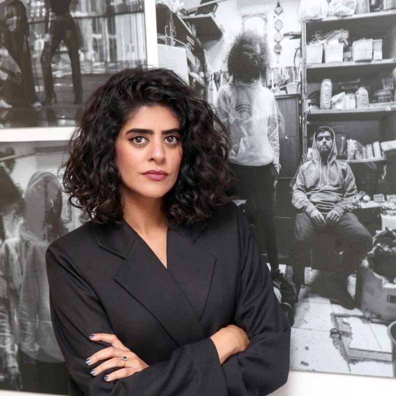 اشهر مصممات عبايات بدرية فيصل