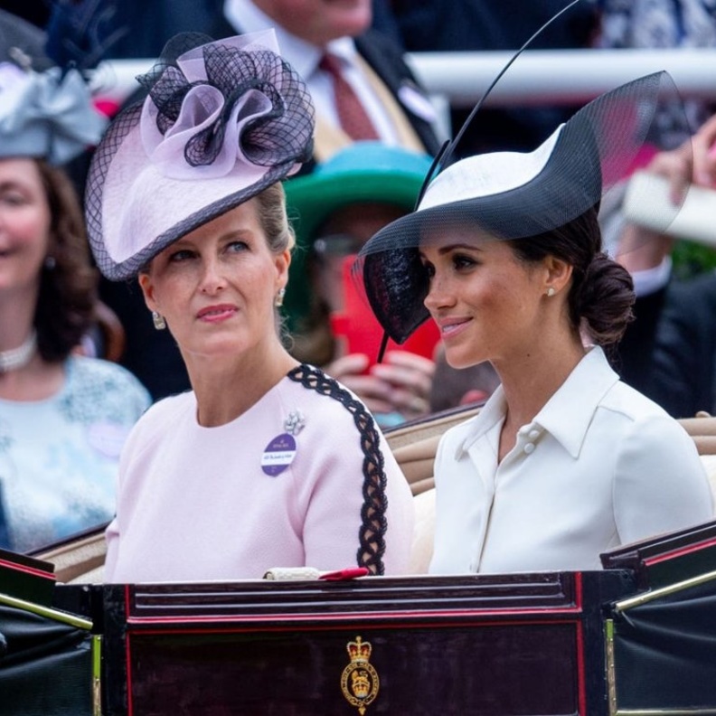  صوفي وسكس أكدت محاولة الجميع مساعدة ميغان