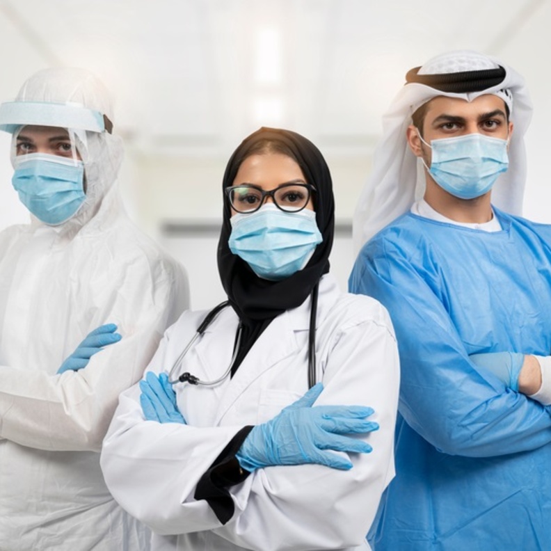 سطرت المرأة الاماراتية نجاحات مبهرة في مجال الصحة