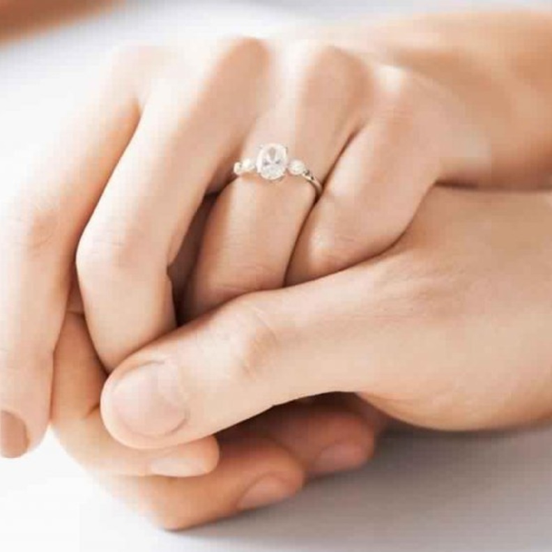 خمس اشارات تدل على انك جاهزة للخطوبة