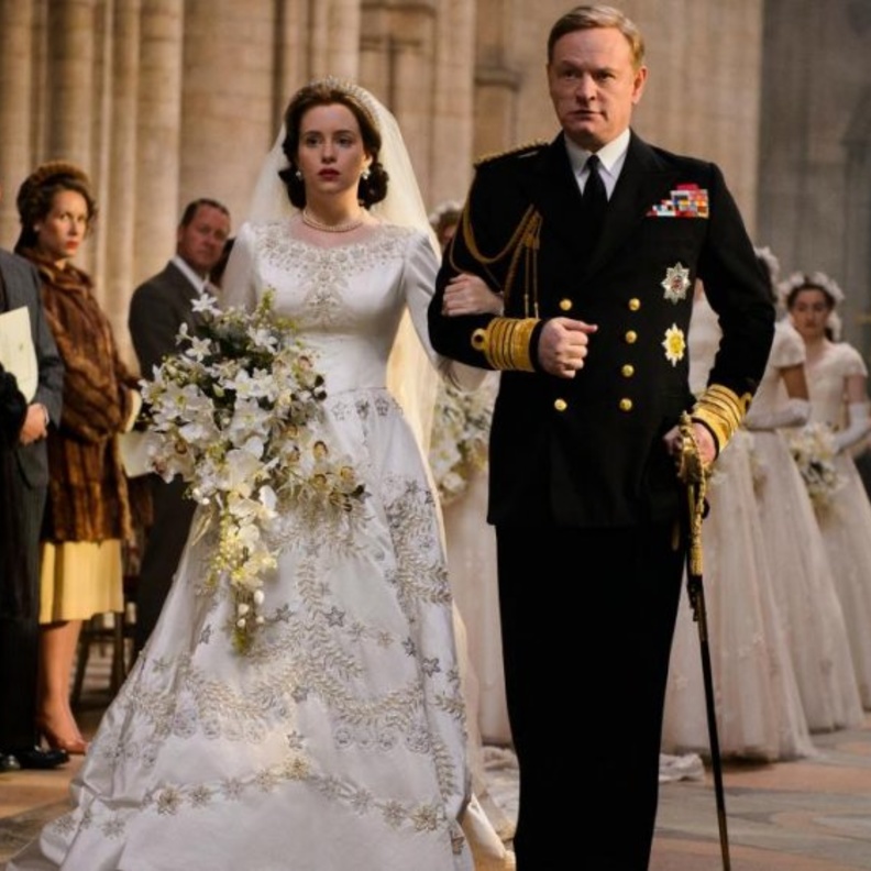 بالصور.. 15 صورة للعائلة المالكة البريطانية ما بين الواقع والأعمال الدرامية