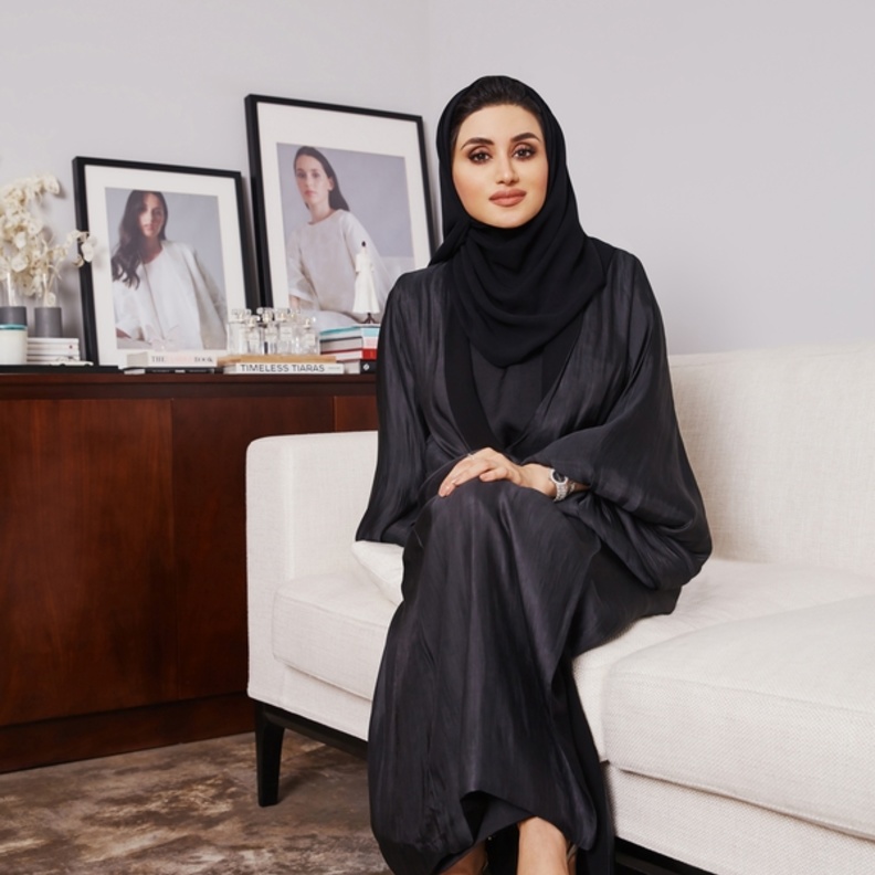 مصممة الأزياء ياسمين الملا