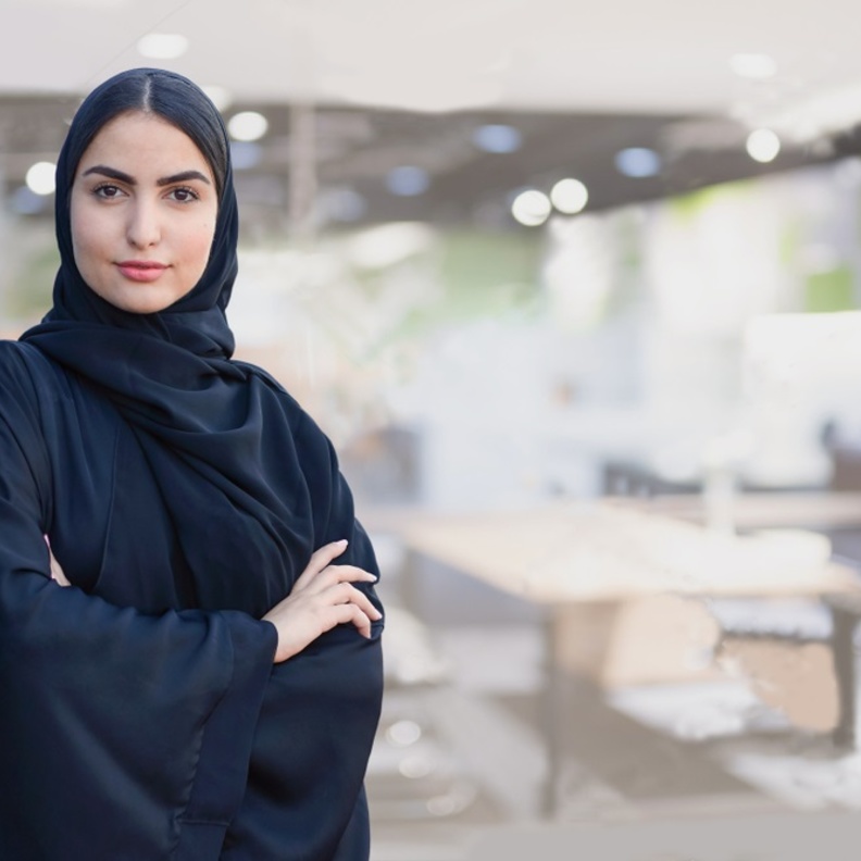 دور المرأة الإماراتية الفاعل في مواجهة فيروس كوفيد -19