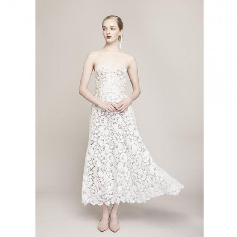 فستان من lela rose