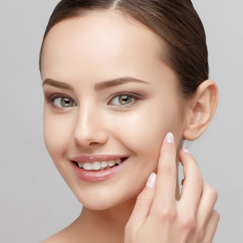 فوائد الشاي الاخضر للبشرة الدهنية