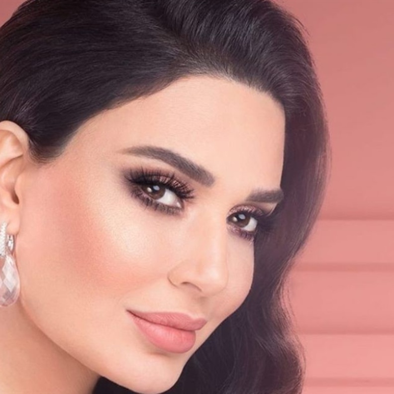 تميزي بمكياج عيون ساحرة على طريقة عبد النور