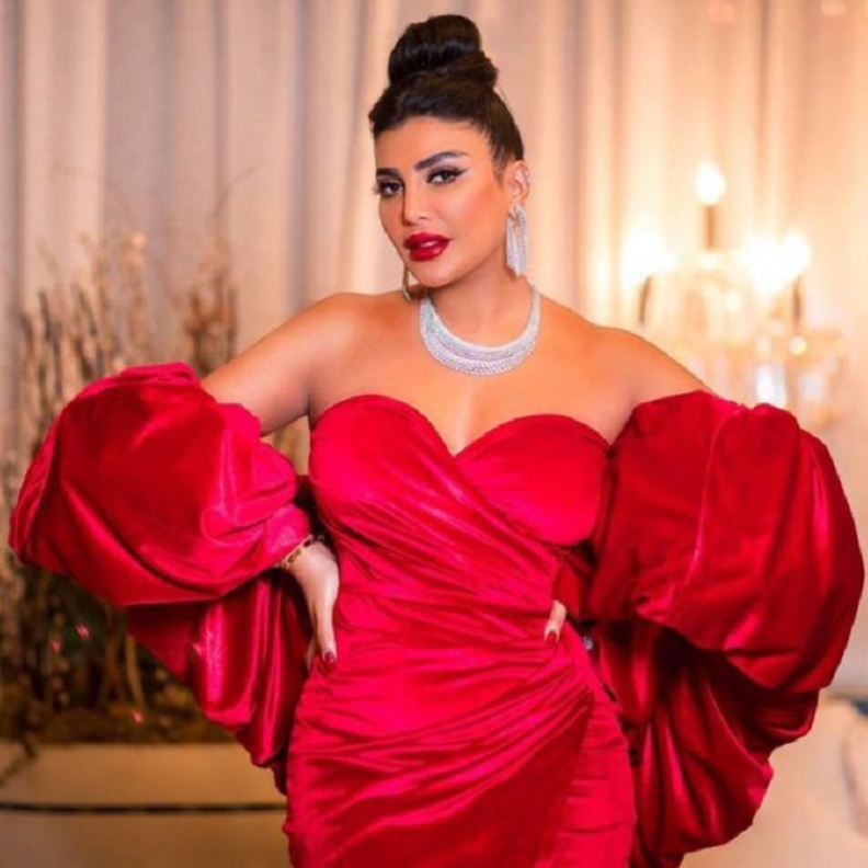 ابرز موديلات فساتين خطوبة من وحي امل العوضي