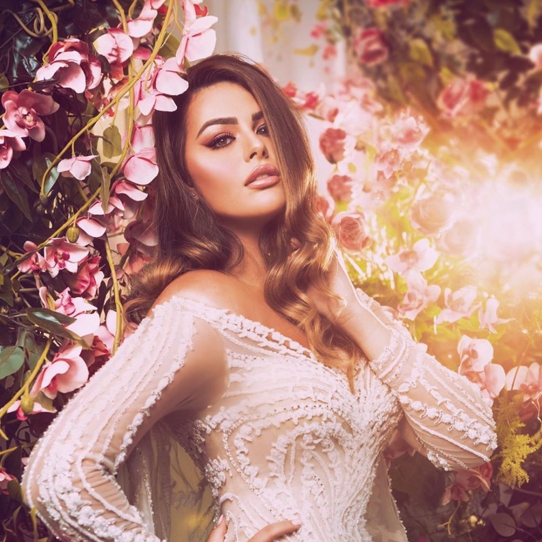  هنادي مهنا بفستان الزفاف