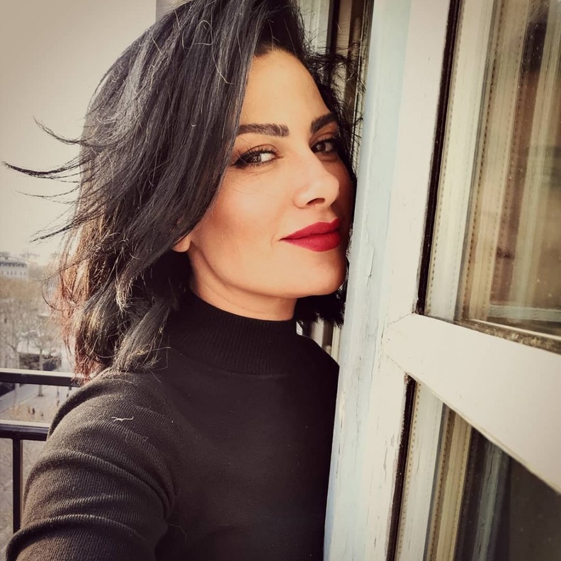 طريقة وضع مكياج نهاري من وحي مكياج صبا مبارك