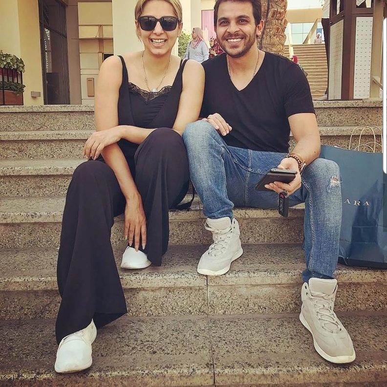 محمد رشاد يطلق اغنية في غيابه تمام