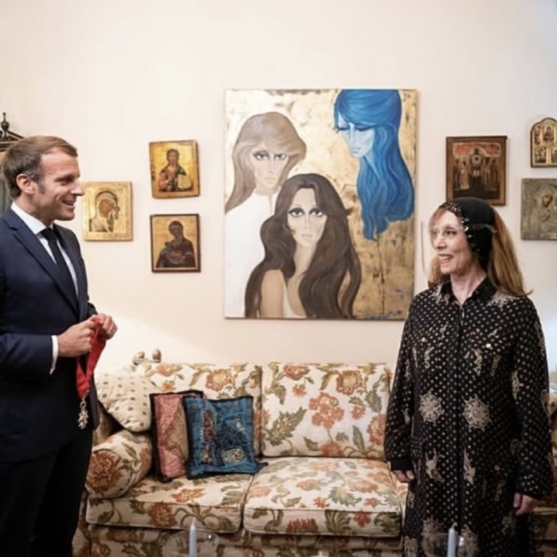 أحدث صور من لقاء السيدة فيروز بالرئيس الفرنسي إيمانويل ماكرون