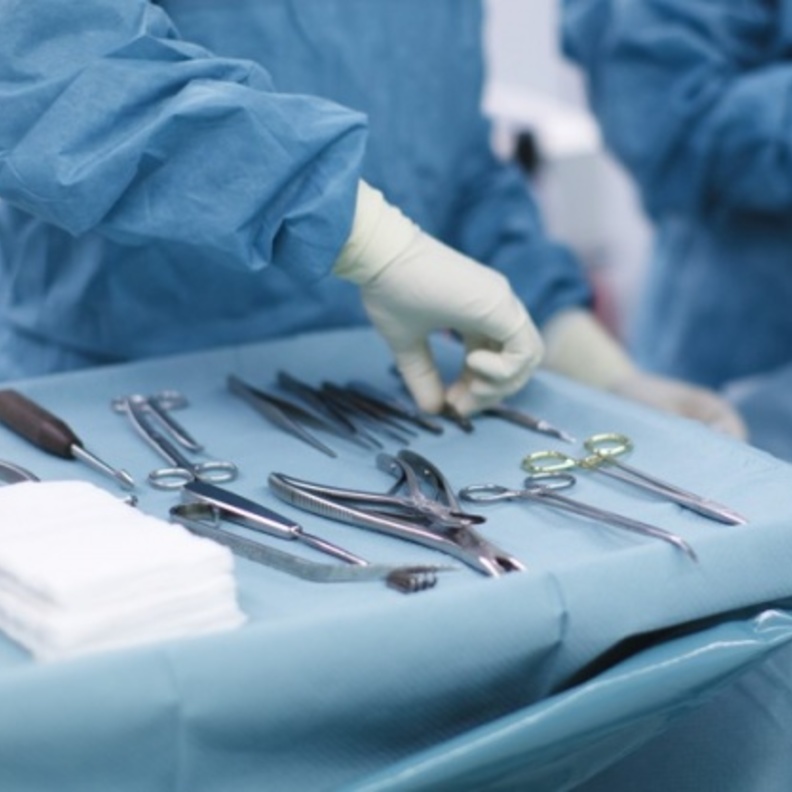  فريق طبي سعودي يسجل براءة اختراع عالمية في مجال الجراحة