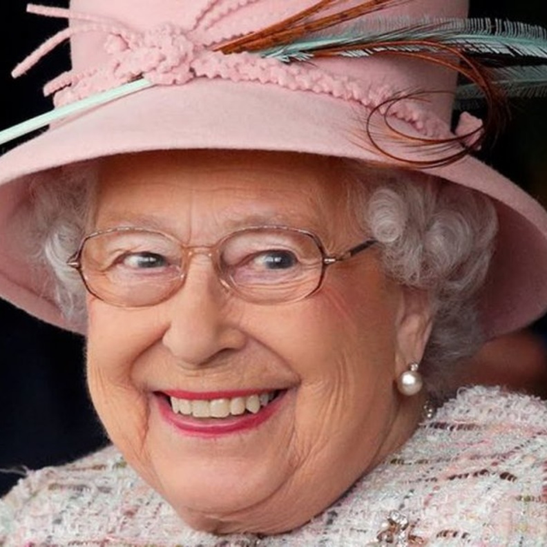 البرجر ليس من المحظورات على مائدة الملكة إليزابيث.. لكن بشروط