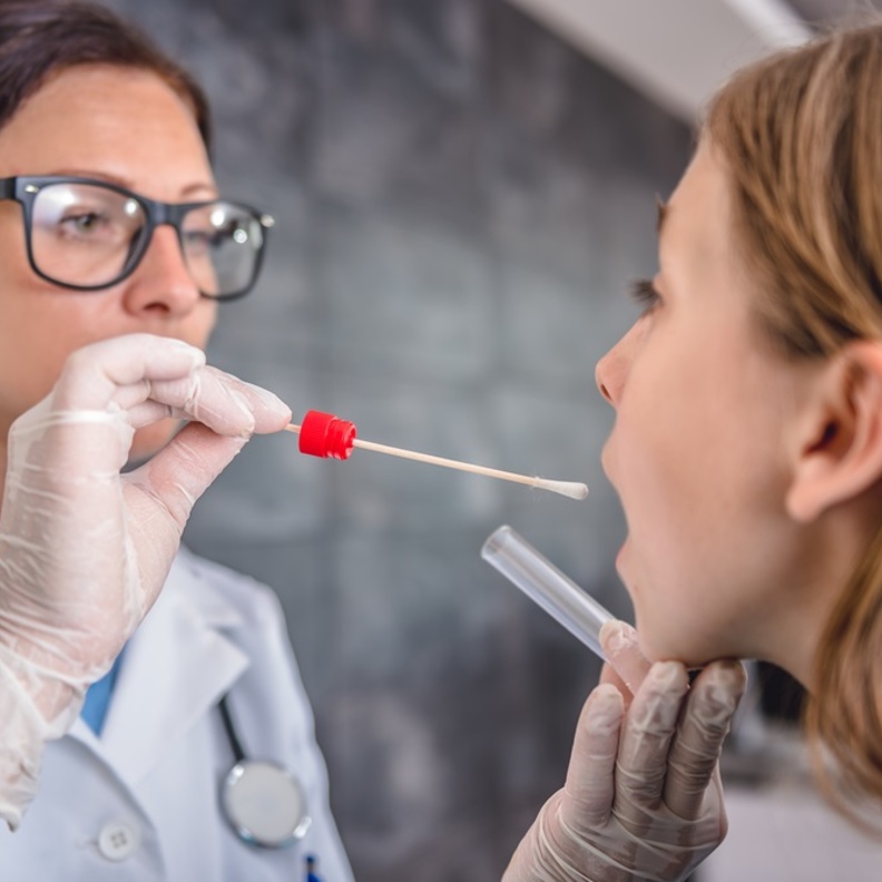 امكانية استخدام اللعاب للكشف عن كوفيد-19 