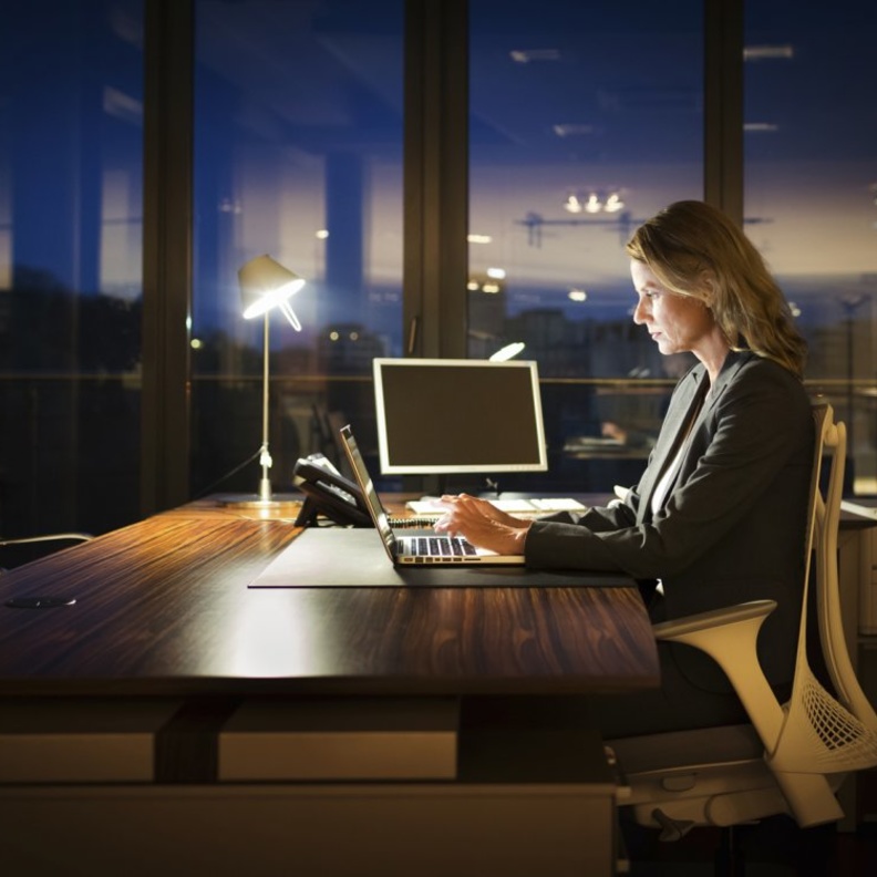 النساء أفضل من الرجال في العمل بنظام المناوبة