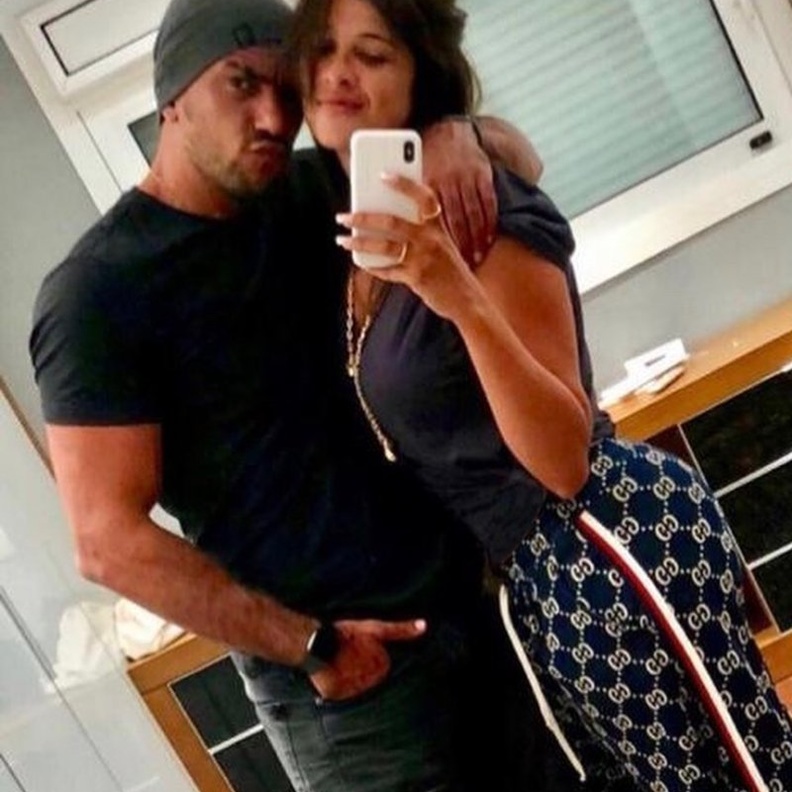 ياسمين عبد العزيز واحمد العوضي