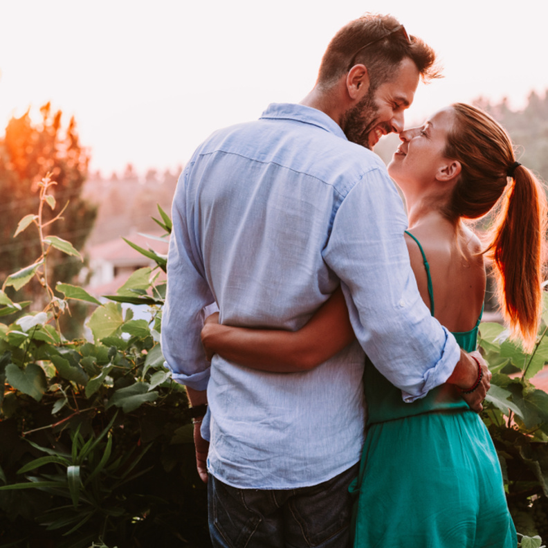 كيف اتعامل مع زوجي في فترة شهر العسل