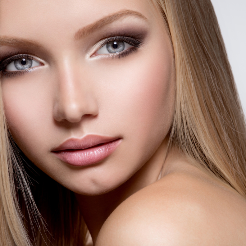 5 خلطات طبيعية من البابونج للعناية بالشعر المصبوغ في المنزل