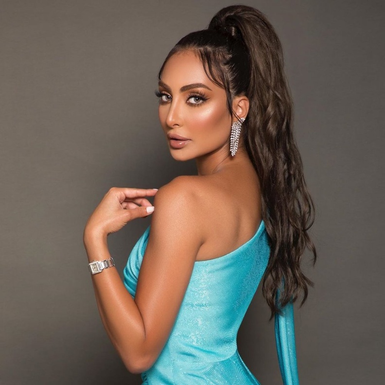  تسريحات شعر مواكبة للموضة مع ذيل الحصان على طريقة نور الغندور