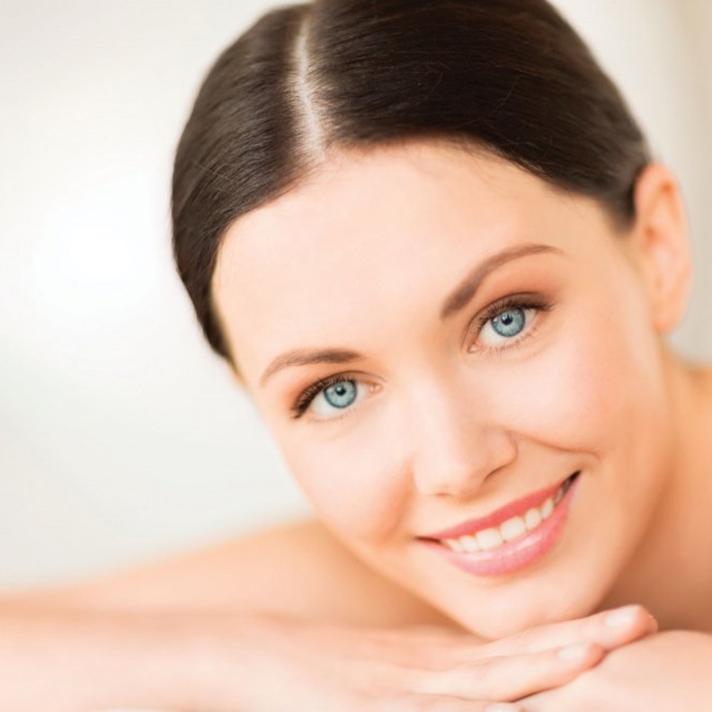 أفضل روتين للعناية بالبشرة الدهنية ليلا