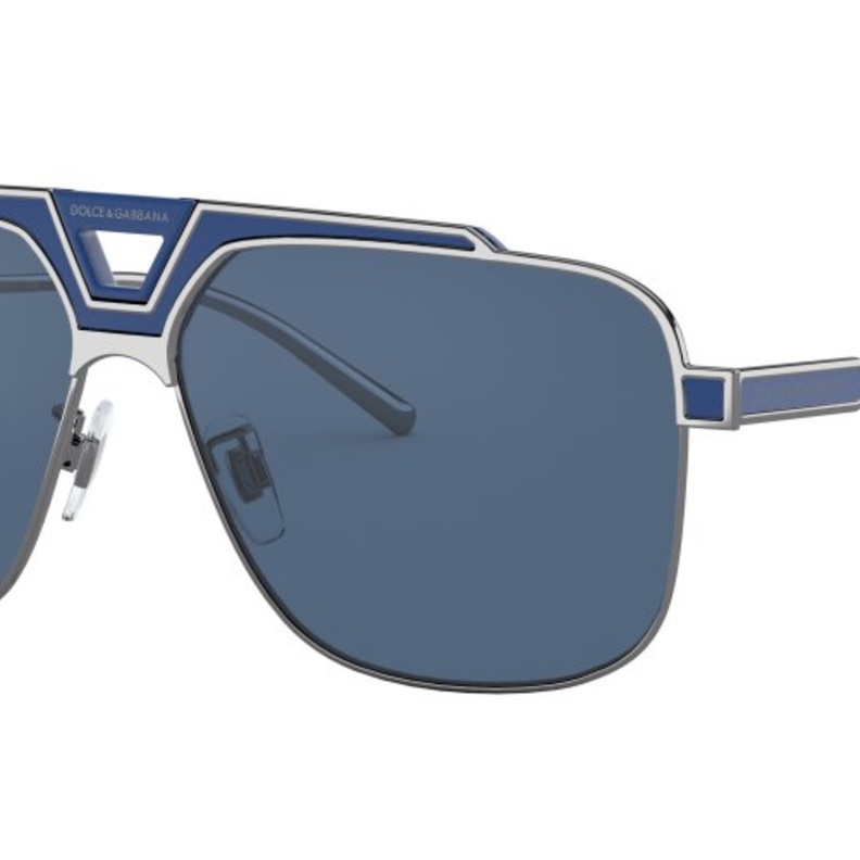 مجموعة مميزة من النظارات الشمسية والطبية للرجال والنساء من Dolce & Gabbana