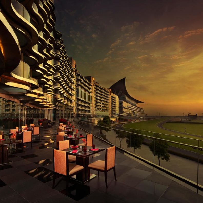 فندق The Meydan يعدكم بليلة خميس لا مثيل لها!