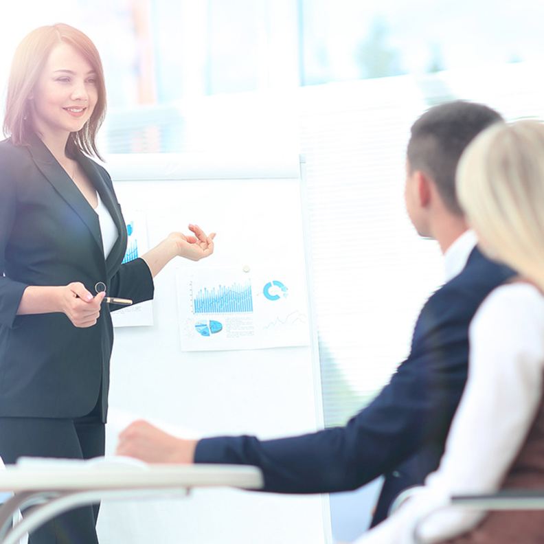  مستوى الصوت أثناء الحديث وعلاقته بانتشار كورونا