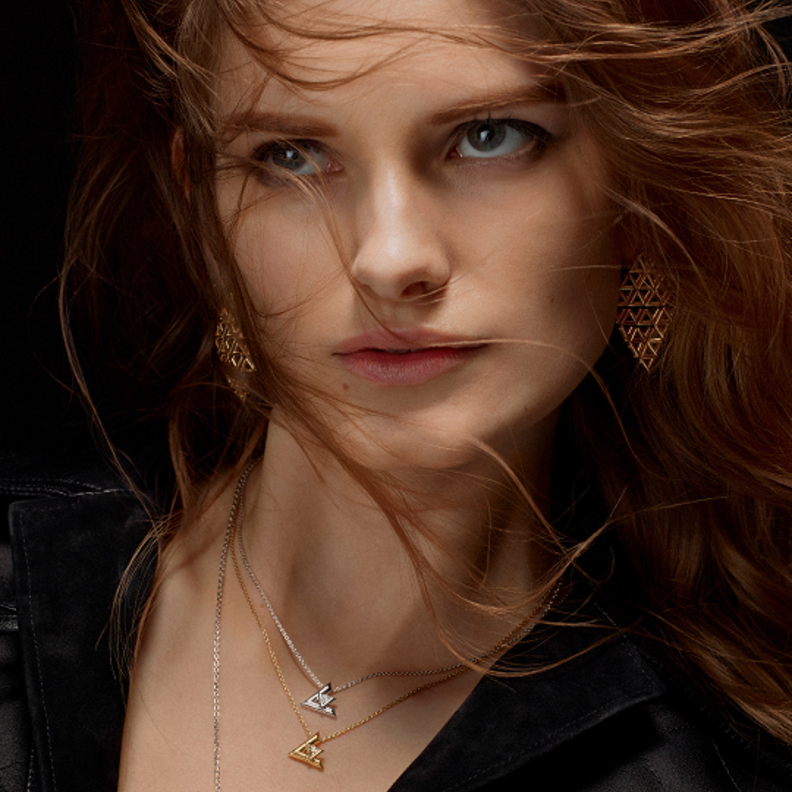 مجموعة المجوهرات الفاخرة "إل في فولت" LV Volt: تعبير تجريدي رمزي عن الطاقة والحركة