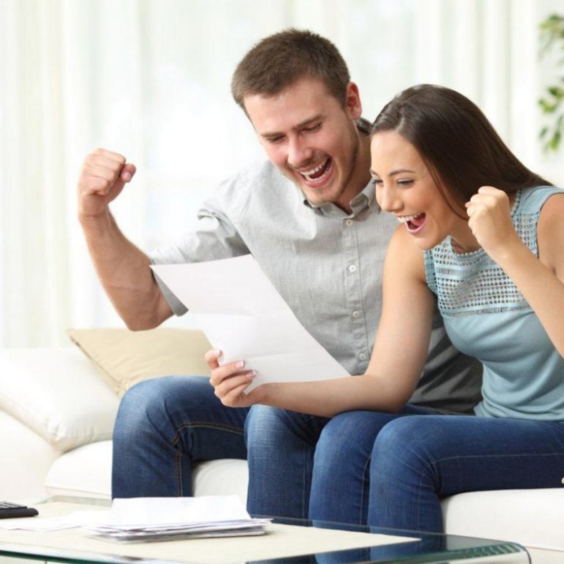 نصائح للزوجة للتعامل مع الزوج البخيل بذكاء - المساهمة في تحديد الميزانية