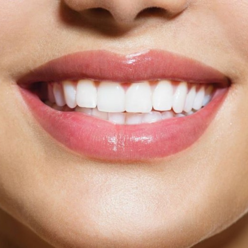 خلطات الكركم لتبييض الاسنان