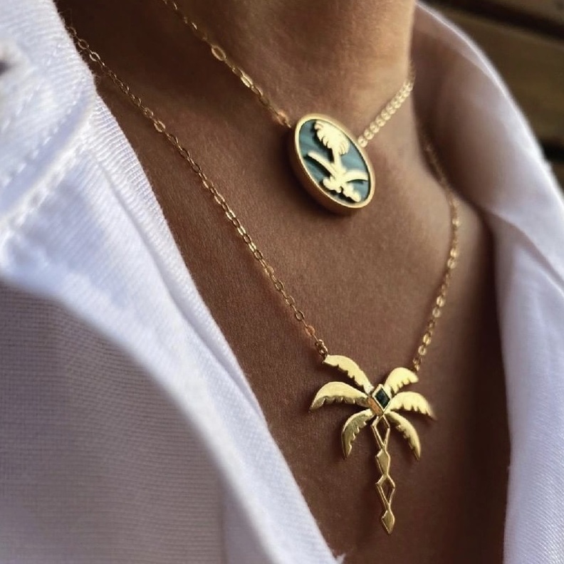  تصاميم مجوهرات سعودية بمناسبة اليوم الوطني 90 من مجوهرات روز قولد