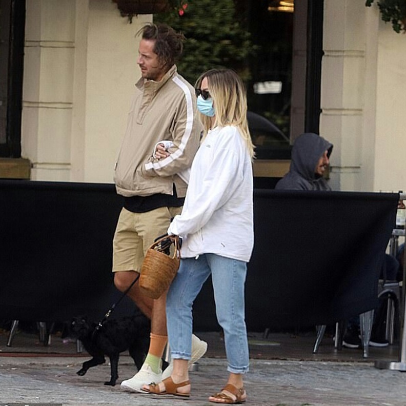 مارجوت روبي و زوجها توم 