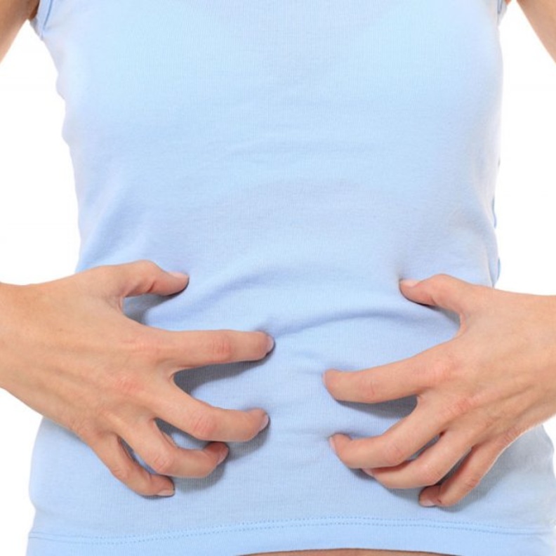 اضرار ومضاعفات عملية شفط دهون البطن بالليزر