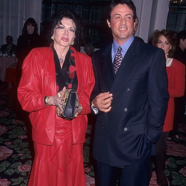 سيلفستر ستالون ووالدته