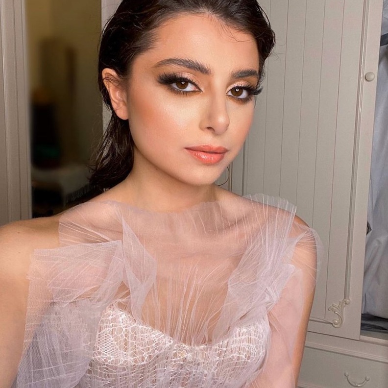 طريقة وضع مكياج خريفي من وحي احدث إطلالات ماريتا الحلاني