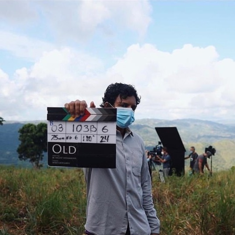 نايت شاياملان في موقع تصوير old