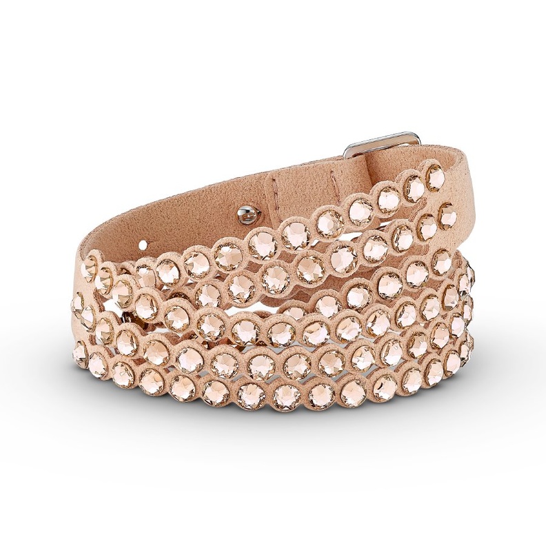 سواروفسكي تحتفل بحرفية الصنع والجمال