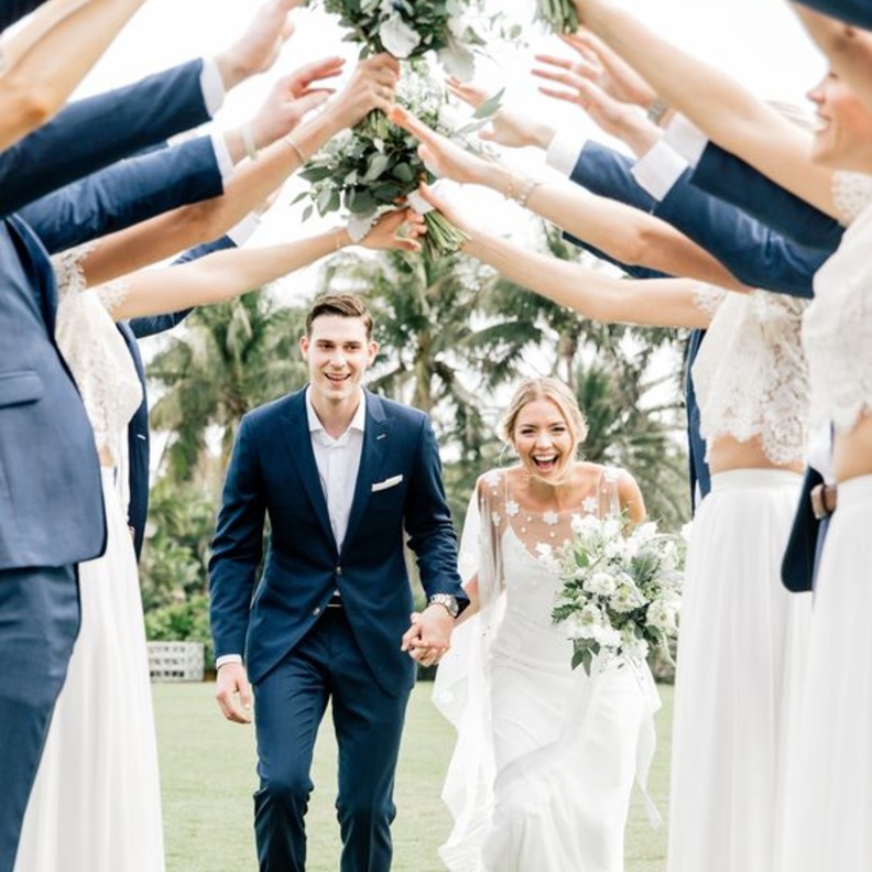  تأكدي من أن المصور لديه قائمة تفصيلية باللقطات المهمة في فقرات حفلات الزفاف