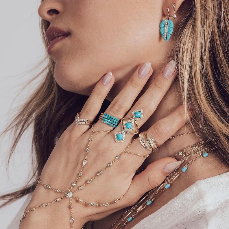 تصميمات جاكي آيش بأناقة بوهيمية