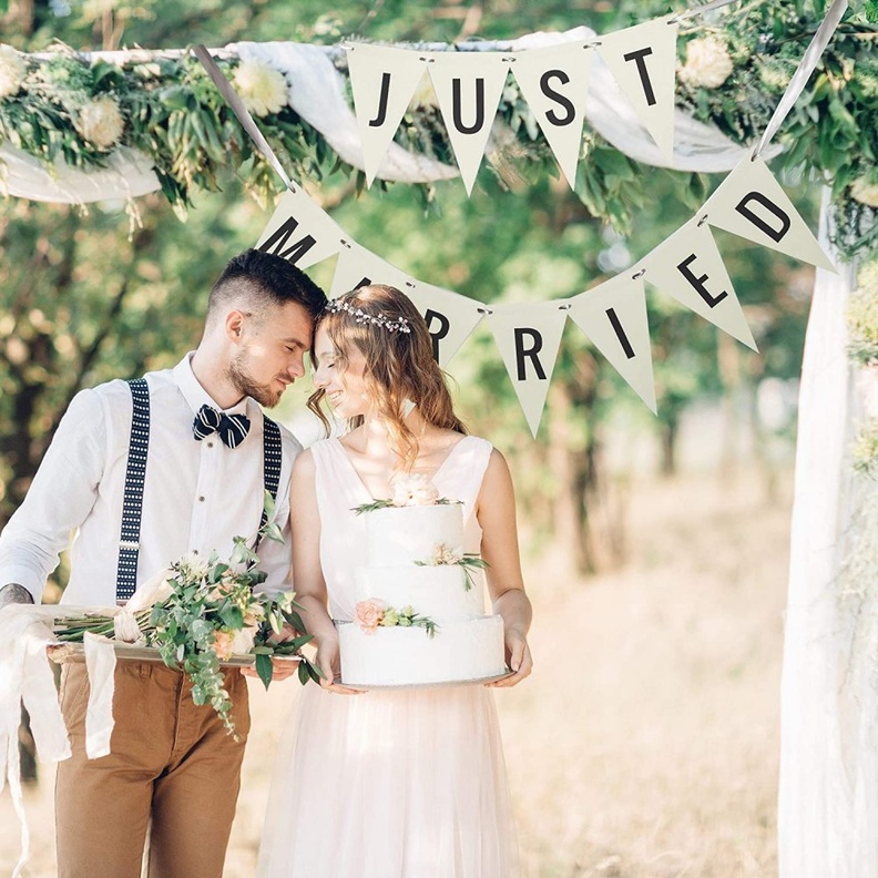 افكار كثيرة تناسب لافتات زفاف مرحة للخريف