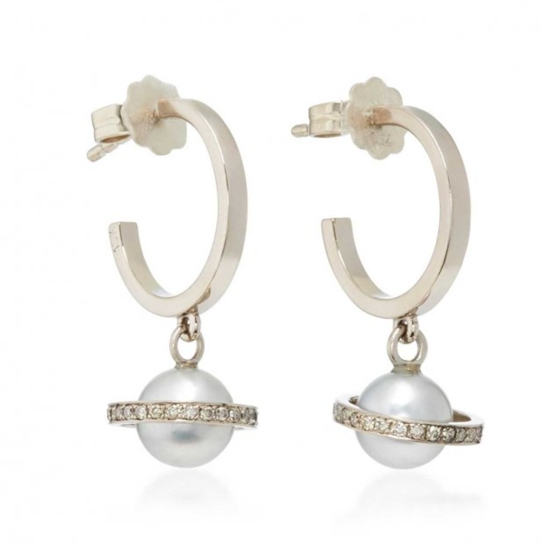 أقراط لؤلؤ ناعمة