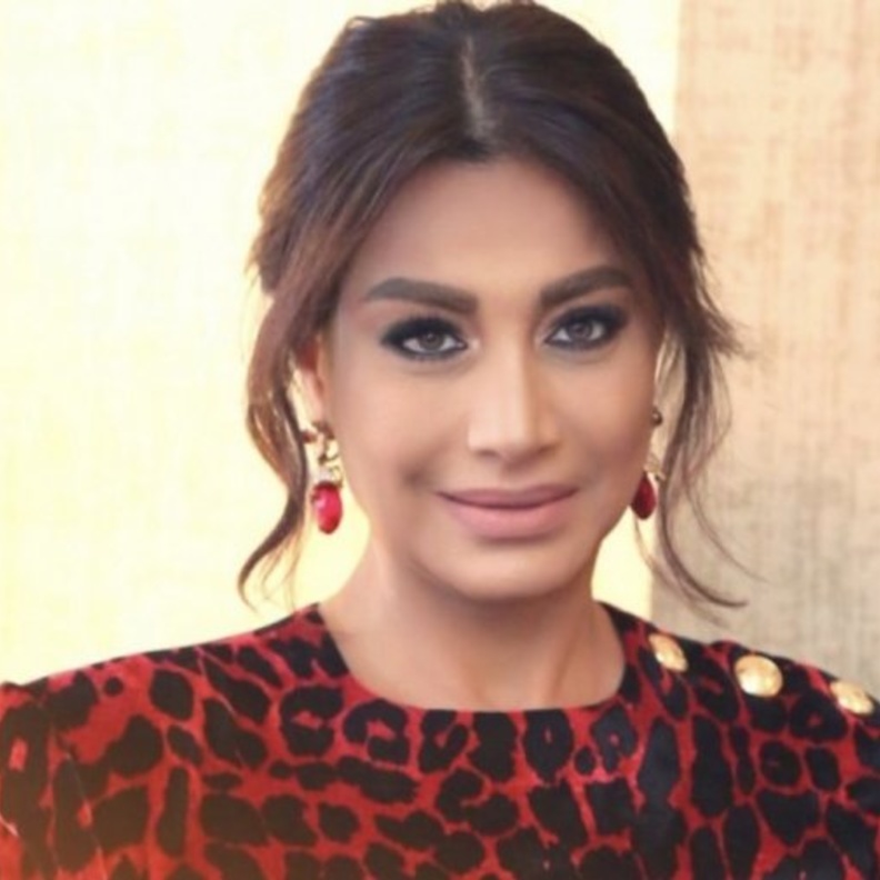 بسمة وهبة تكشف عن صورة لها بدت فيها بنحافة ملفتة