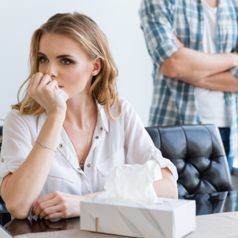 تصرفات تجعل زوجك يهرب من المنزل