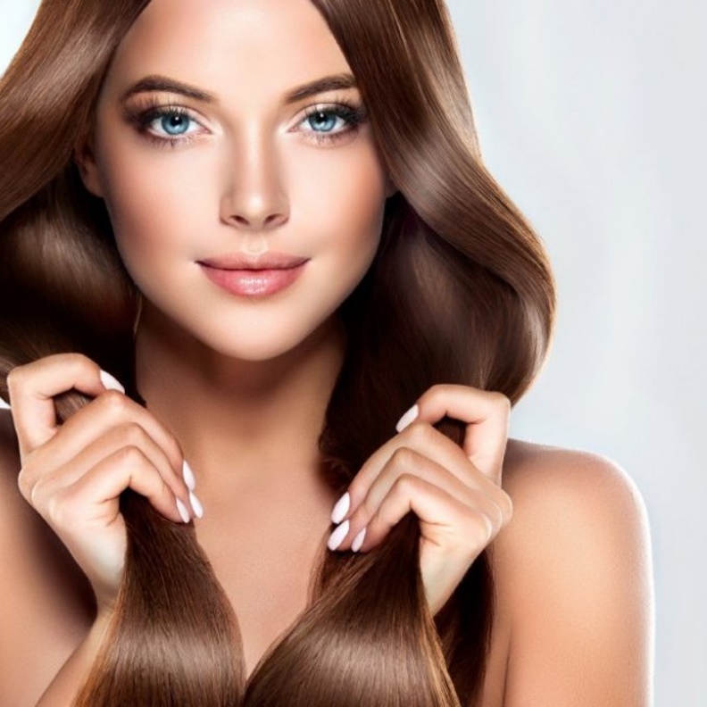  الرمان يجعل شعرك أكثر جمالا