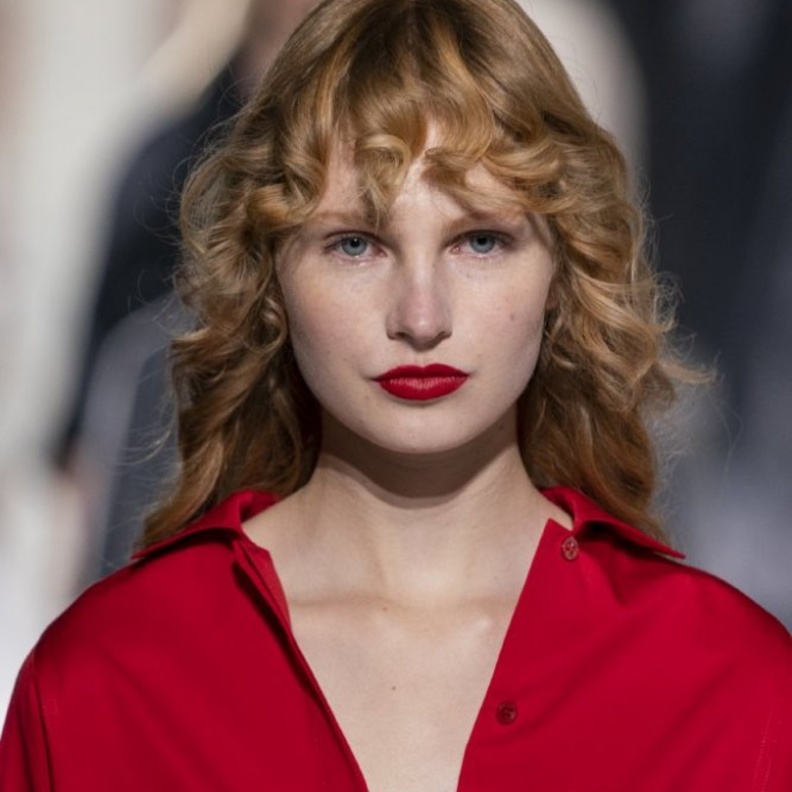 الوان احمر شفاه بتدرجات اللون الاحمر المات من دار Hermes