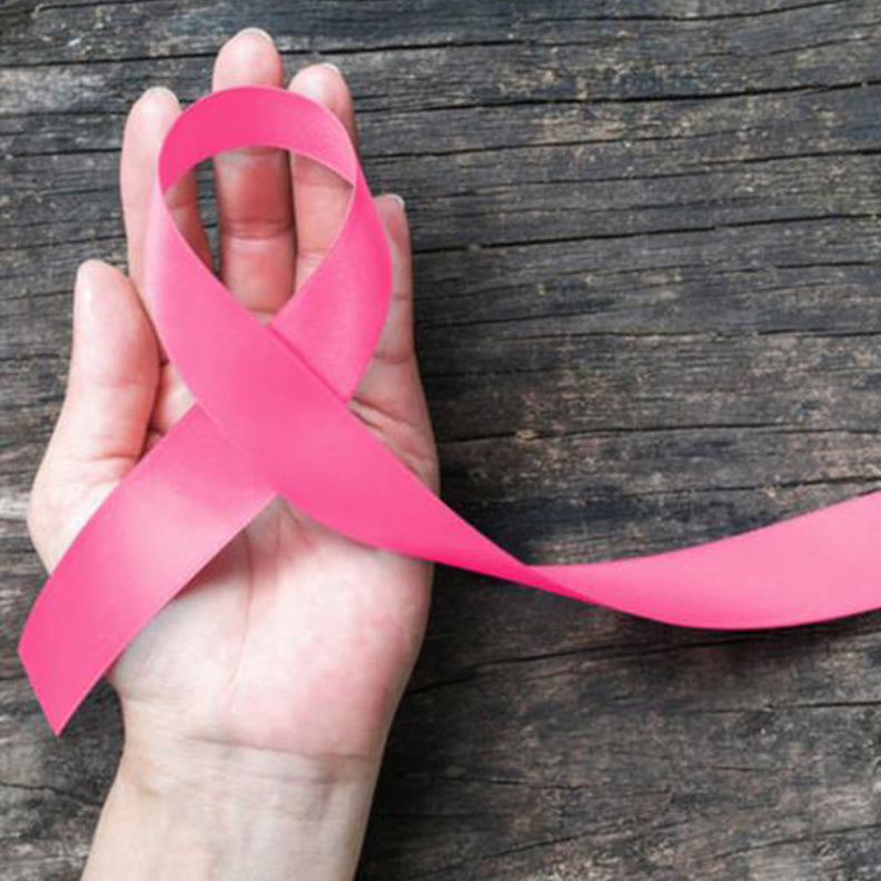  ما هي اعراض سرطان الثدي في مراحله الاولى